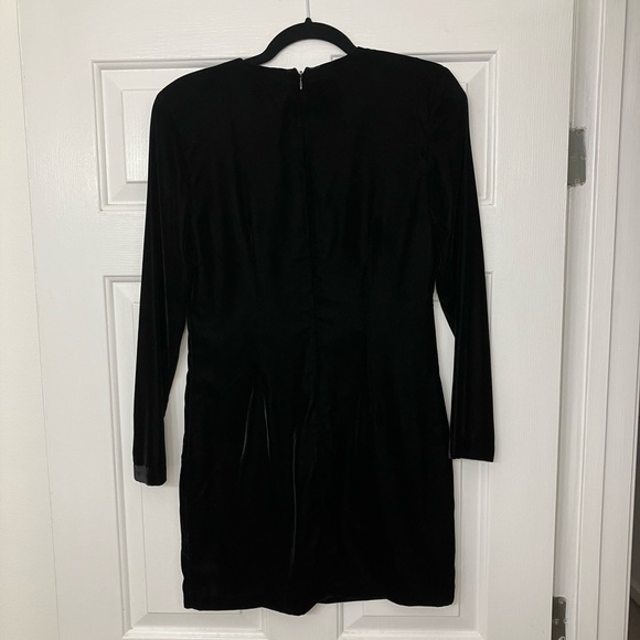 *Rare find* H&M Collection Black Velvet Party Dress with Sequin Detail NWT - Picture 3 of 5